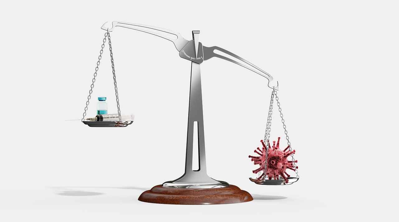 Apple Smart Watch vs. Android Smart Watch: Which One Should You Buy? 5 Battery Life: Apple vs. Android