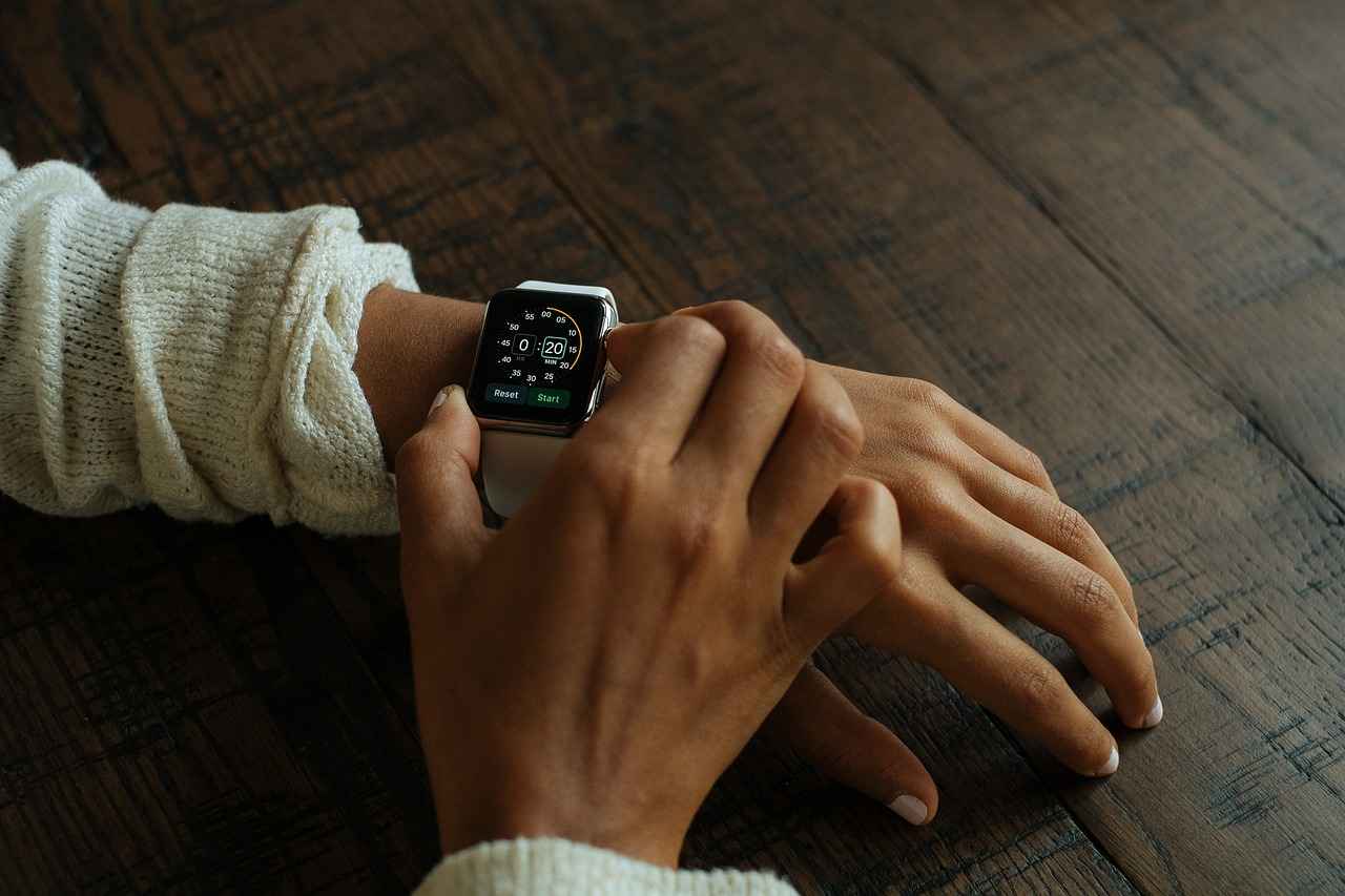 Top Features to Look for in a Smart Watch