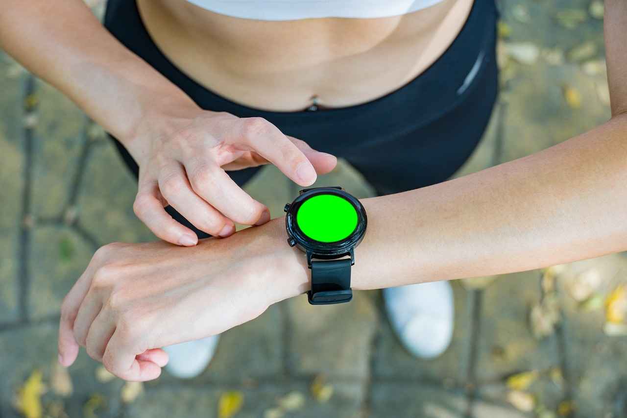 Comparing Smartwatch Operating Systems