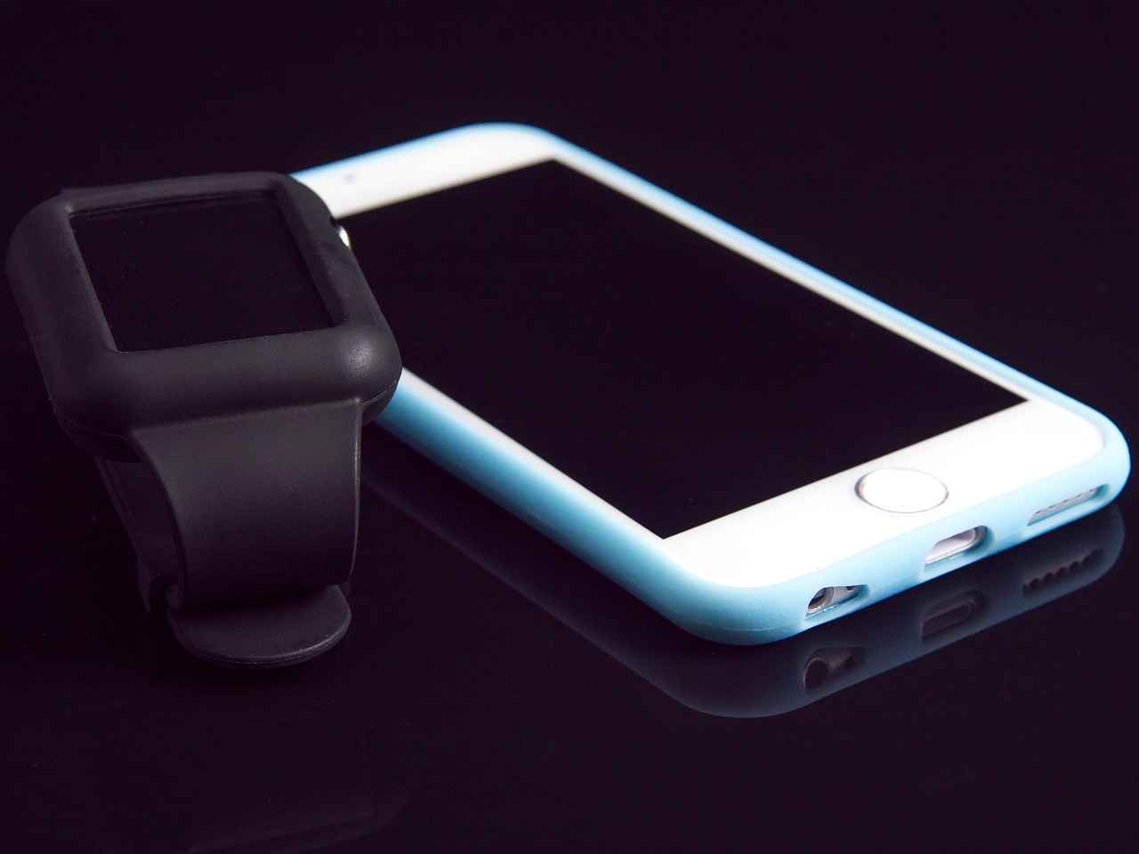 Top Features of Smartwatches for iOS and Android