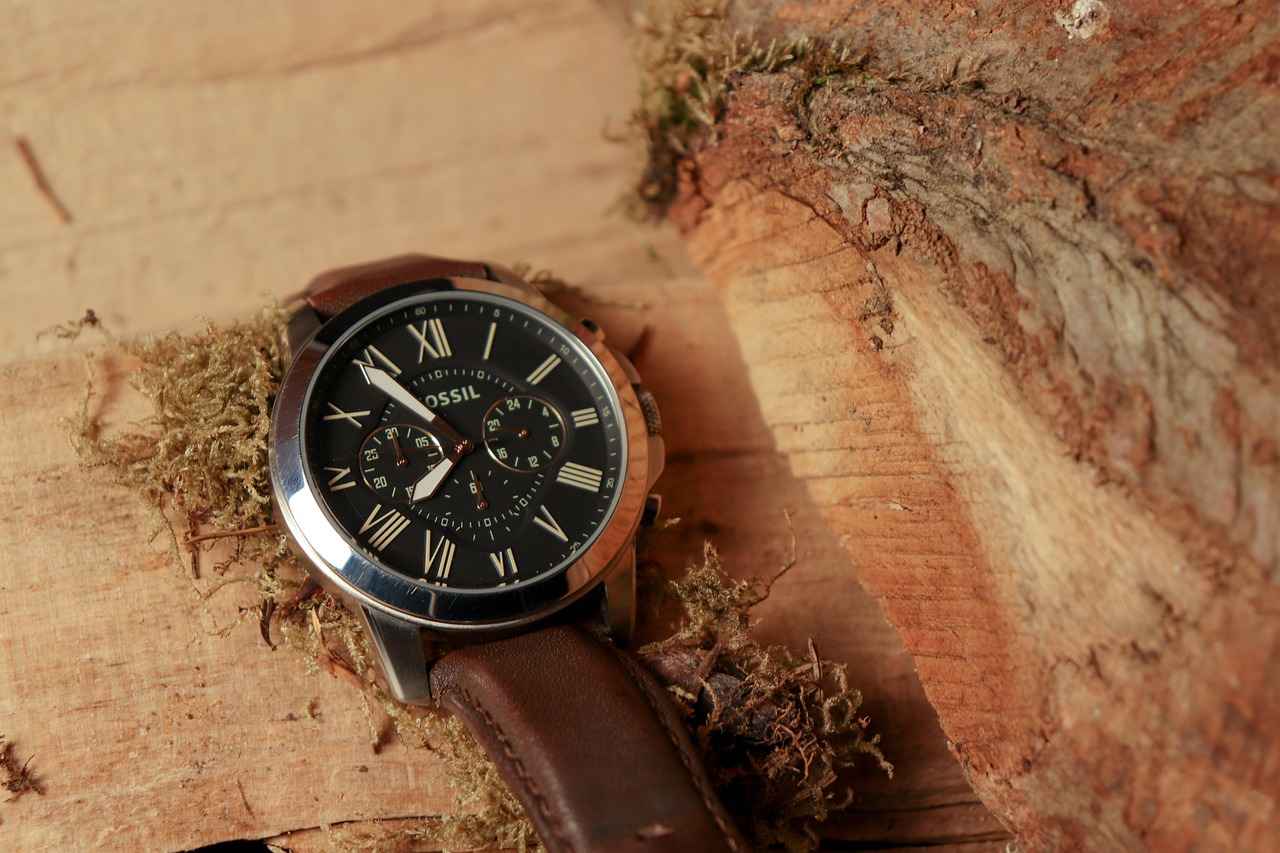 Why Choose Fossil Smart Watches?