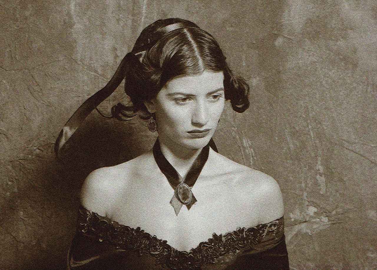 Top 10 Smart Watches for Women: Fashion Meets Technology 3 Top Smart Watches for Women in 2023