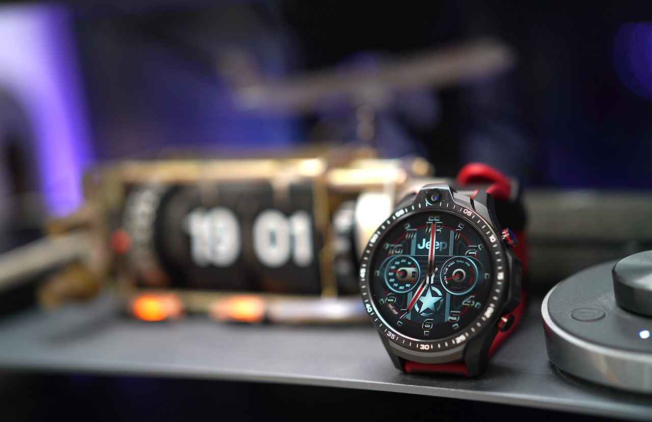 1. Apple Watch Series 8