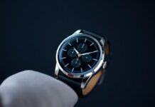 Embracing the Future: How Smartwatches Enhance Daily Living Embracing the Future: How Smartwatches Improve Everyday Life
