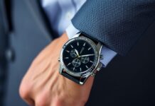 The Intersection of Fashion and Technology: How Smartwatches are Redefining Men’s Style The Intersection of Fashion and Technology: How Smartwatches are Redefining Men's Style