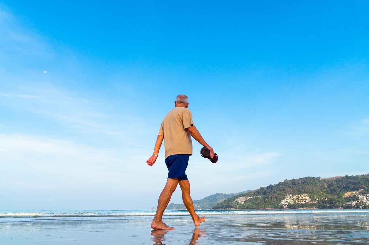 Top Features to Look for in Senior Smart Watches